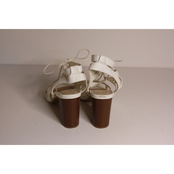 Charlotte Russe Women's White Leather Strappy Lace Sandals US Size 10 - Picture 3 of 7